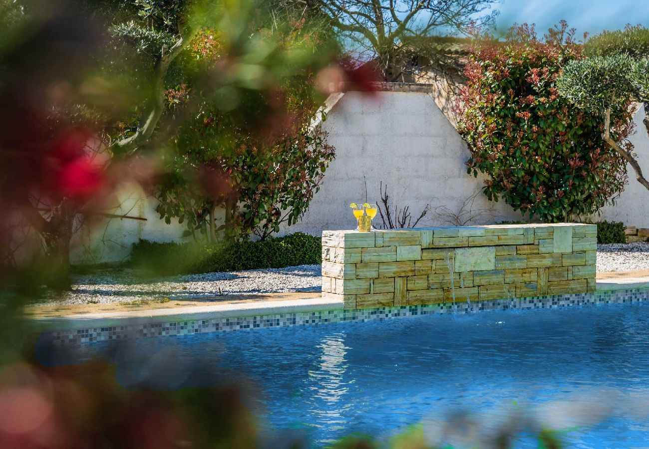 Ferienhaus in Galižana - Villa Sunshine mit privatem beheiztem Pool