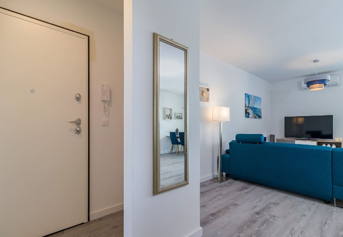 Ferienwohnung in Medulin - Pool-Apartment Sax mit Meerblick (privater Pool)