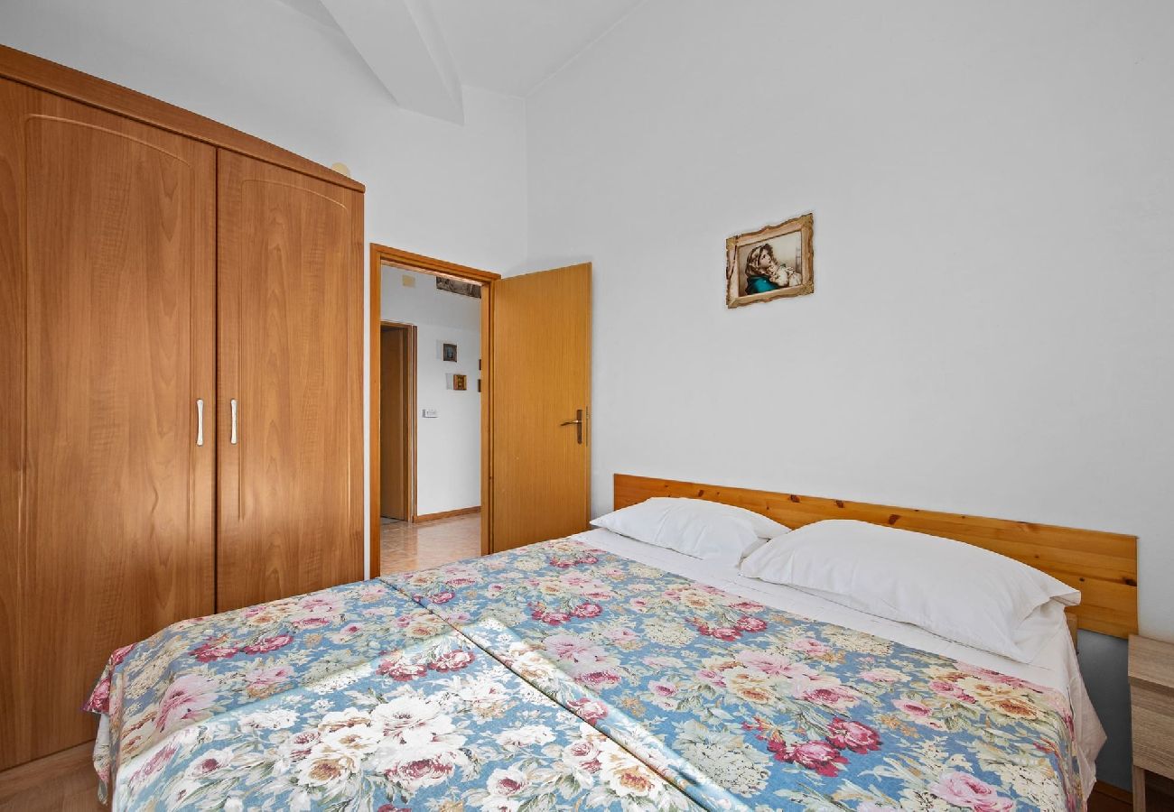 Ferienwohnung in Vodnjan - Ruhiges Familienapartment - Meerblick - Tedi