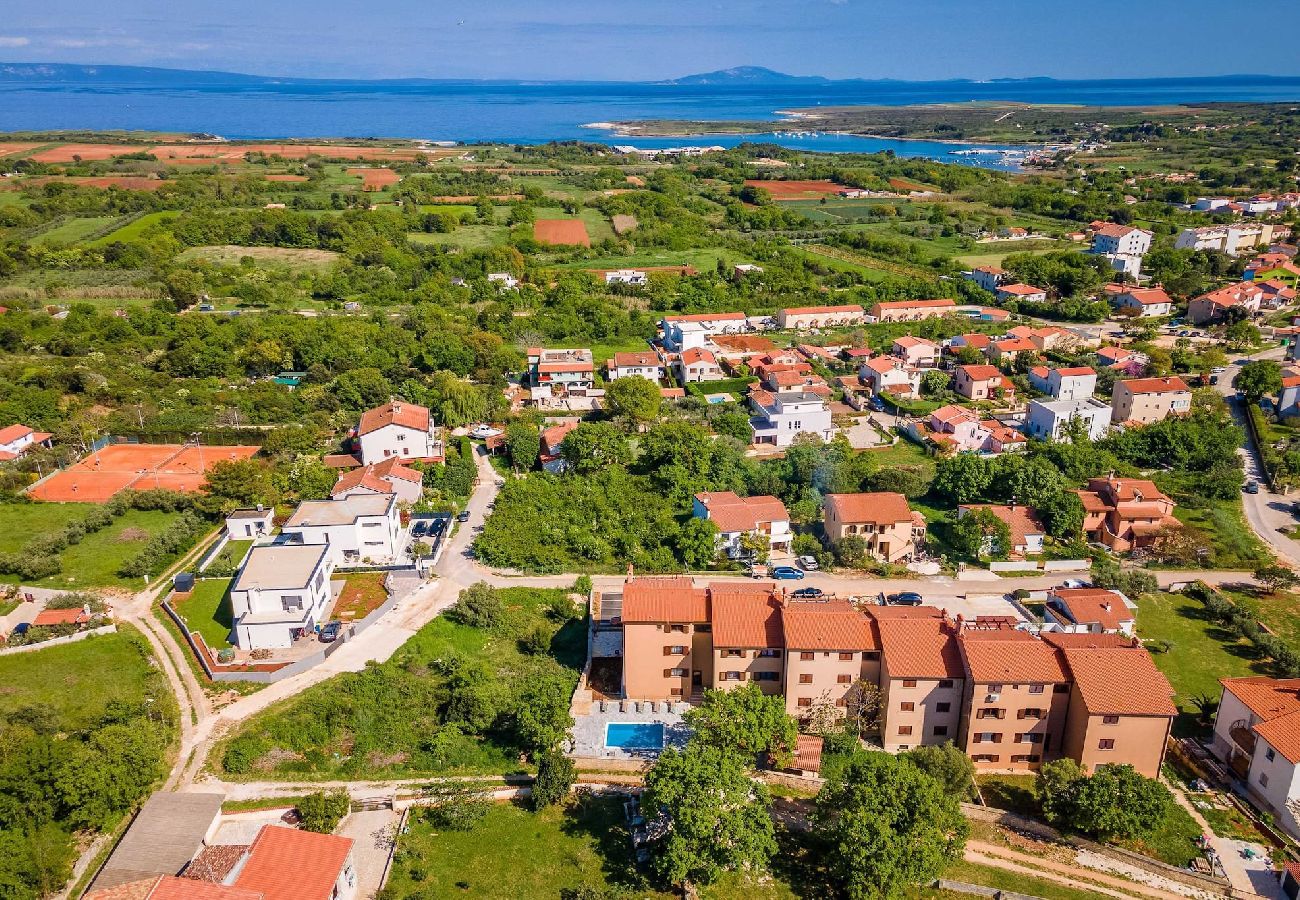 Ferienwohnung in Ližnjan - Modernes FeWo, Pool, Meerblick – Cesare 6