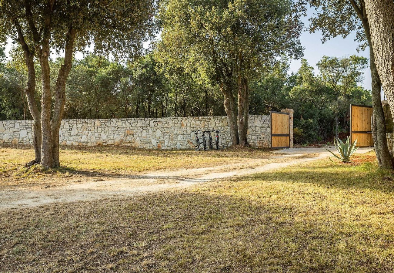 Ferienhaus in Pješčana uvala - Naturoase, Whirlpool, Fahrräder - Casa Vala Romana