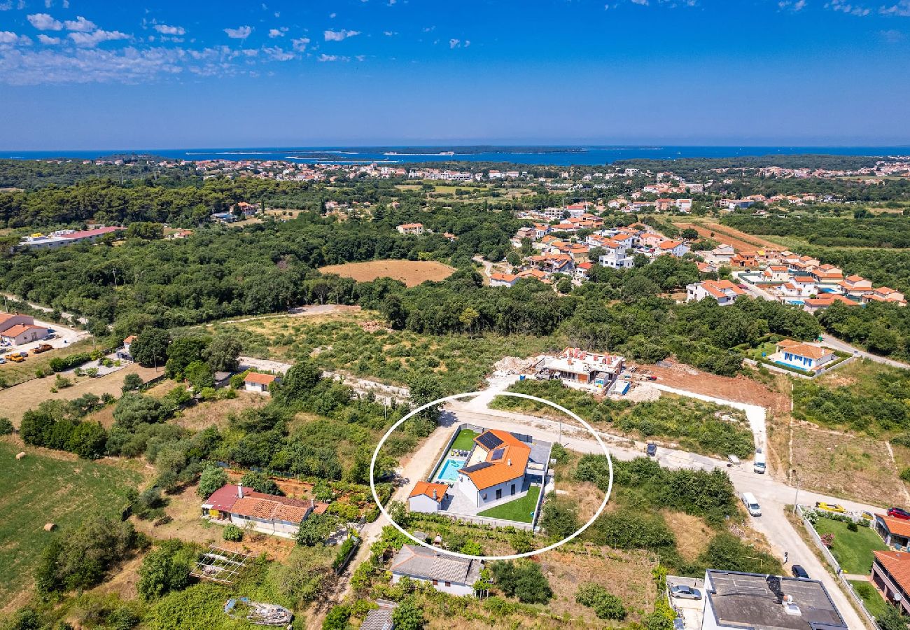 Villa in Pula - Villa Speranza mit privatem beleuchtetem Pool