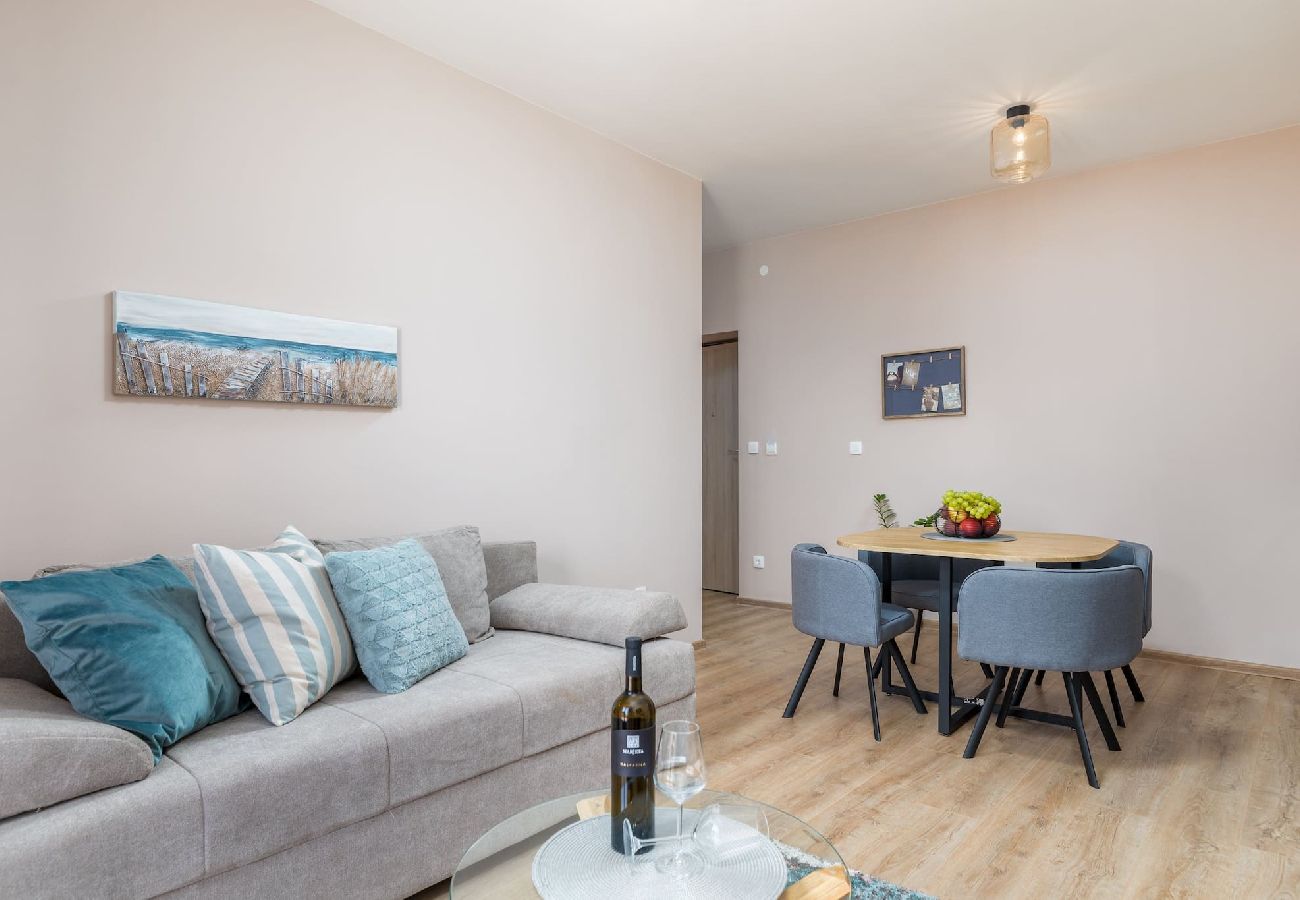 Ferienwohnung in Fažana - Marceta Apartment 1 - Pool und großer Garten