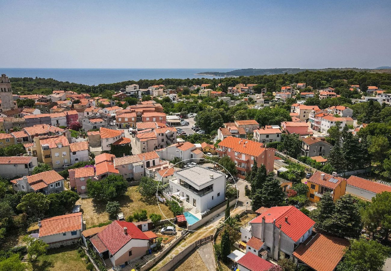 Villa in Premantura - Villa Olala – Herrlicher Meerblick und Pool