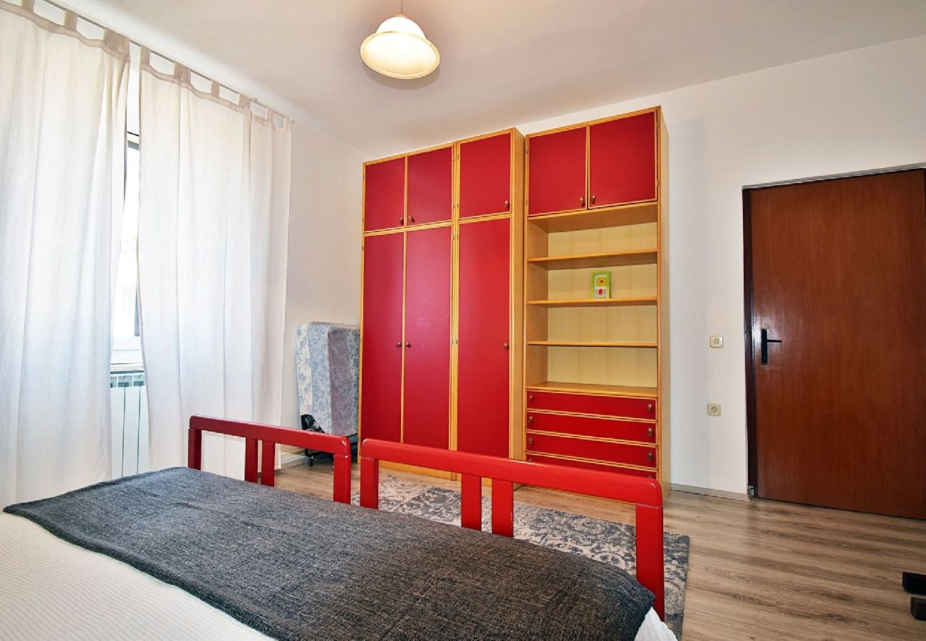 Ferienwohnung in Fažana - Flower Garden by M&A - Lovely Apartment (A) 