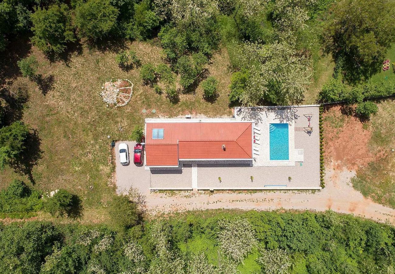 Villa in Santalezi - Villa Sofia mit privatem Pool