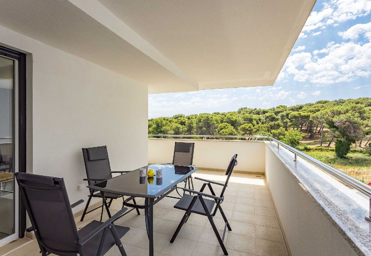 Ferienwohnung in Premantura - Villa Frida - Apartment Oleander mit Balkon