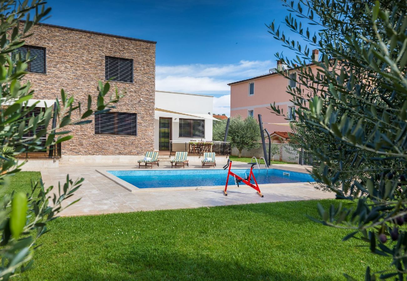 Villa in Medulin - Villa Gigetto mit privatem Pool und großem Garten