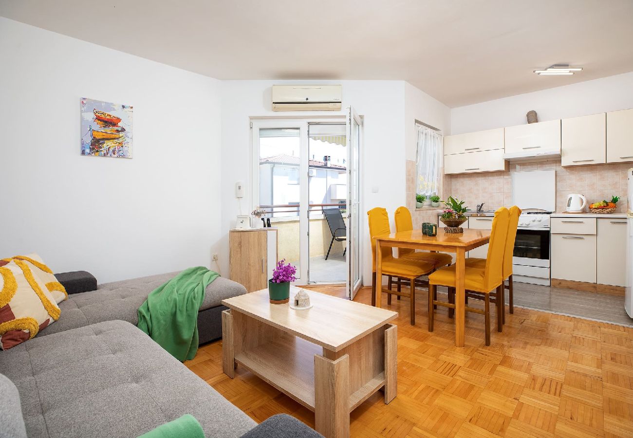 Ferienwohnung in Pula - Apartment Stellina mit gemütlichem Balkon