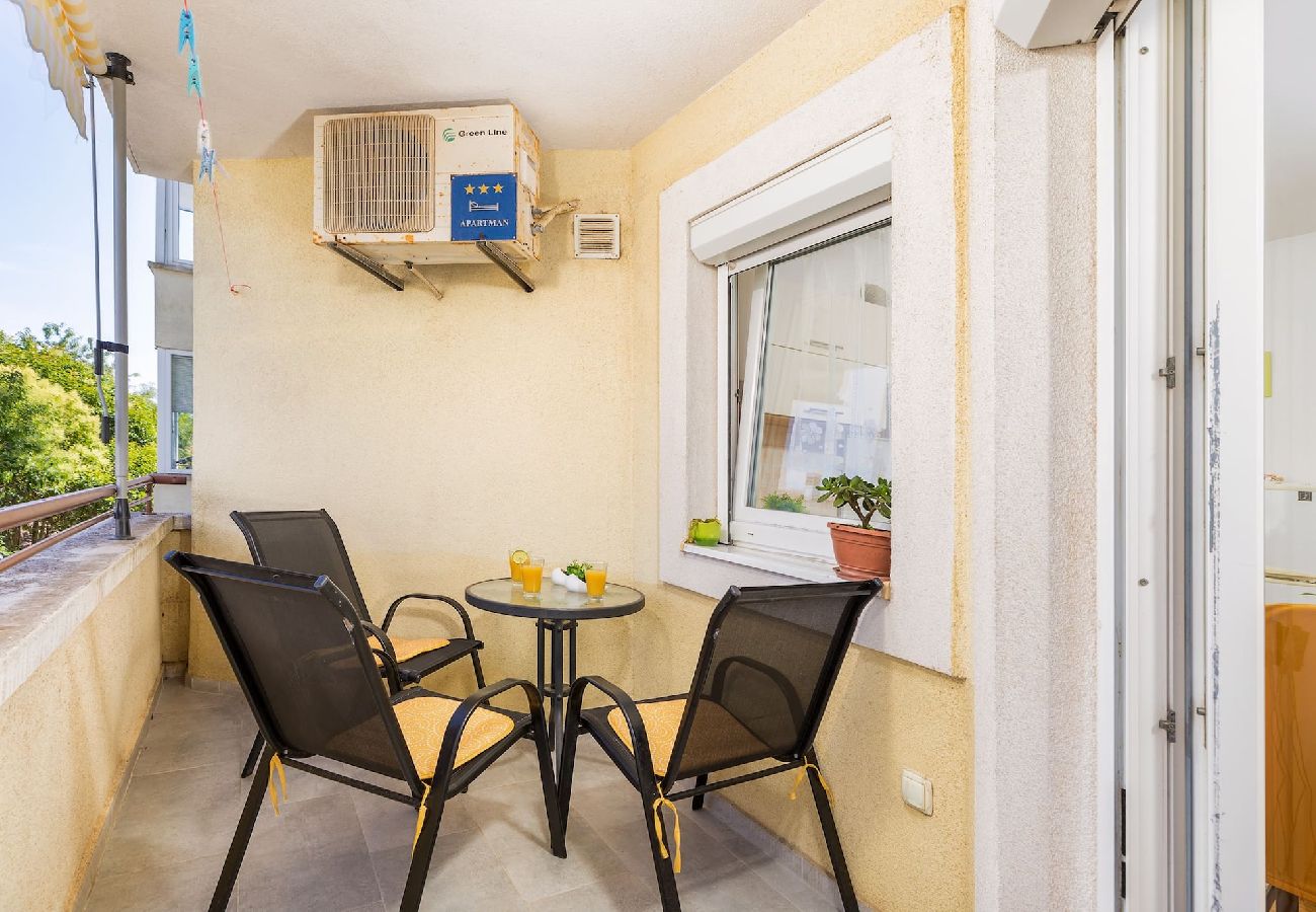 Ferienwohnung in Pula - Apartment Stellina mit gemütlichem Balkon