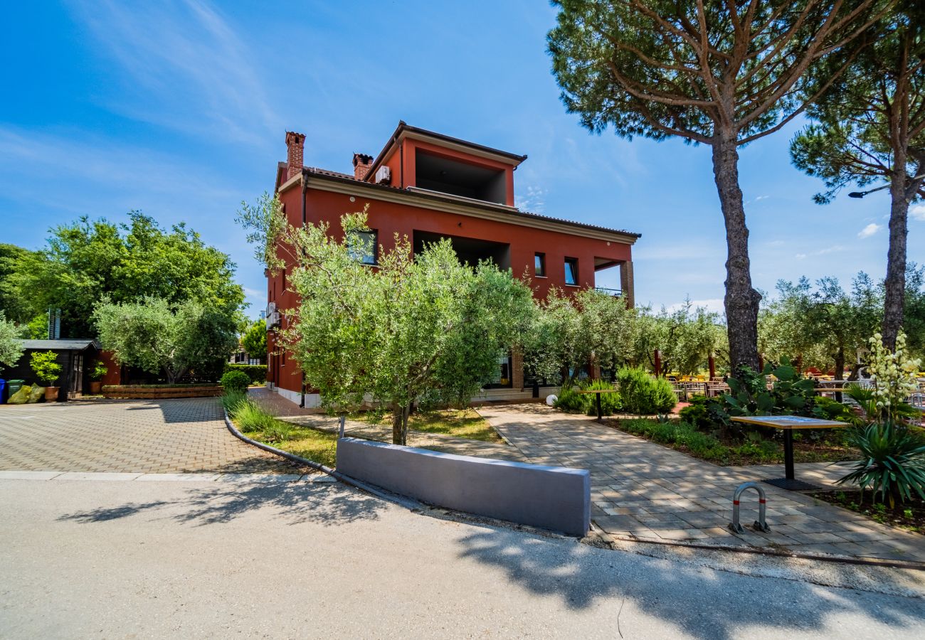 Ferienwohnung in Medulin - Apartments Oliveto mit Meerblick - Lavanda