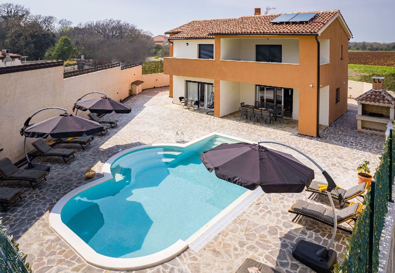 Villa in Pula - Villa Nur Amela - Pool, Whirlpool, Darts