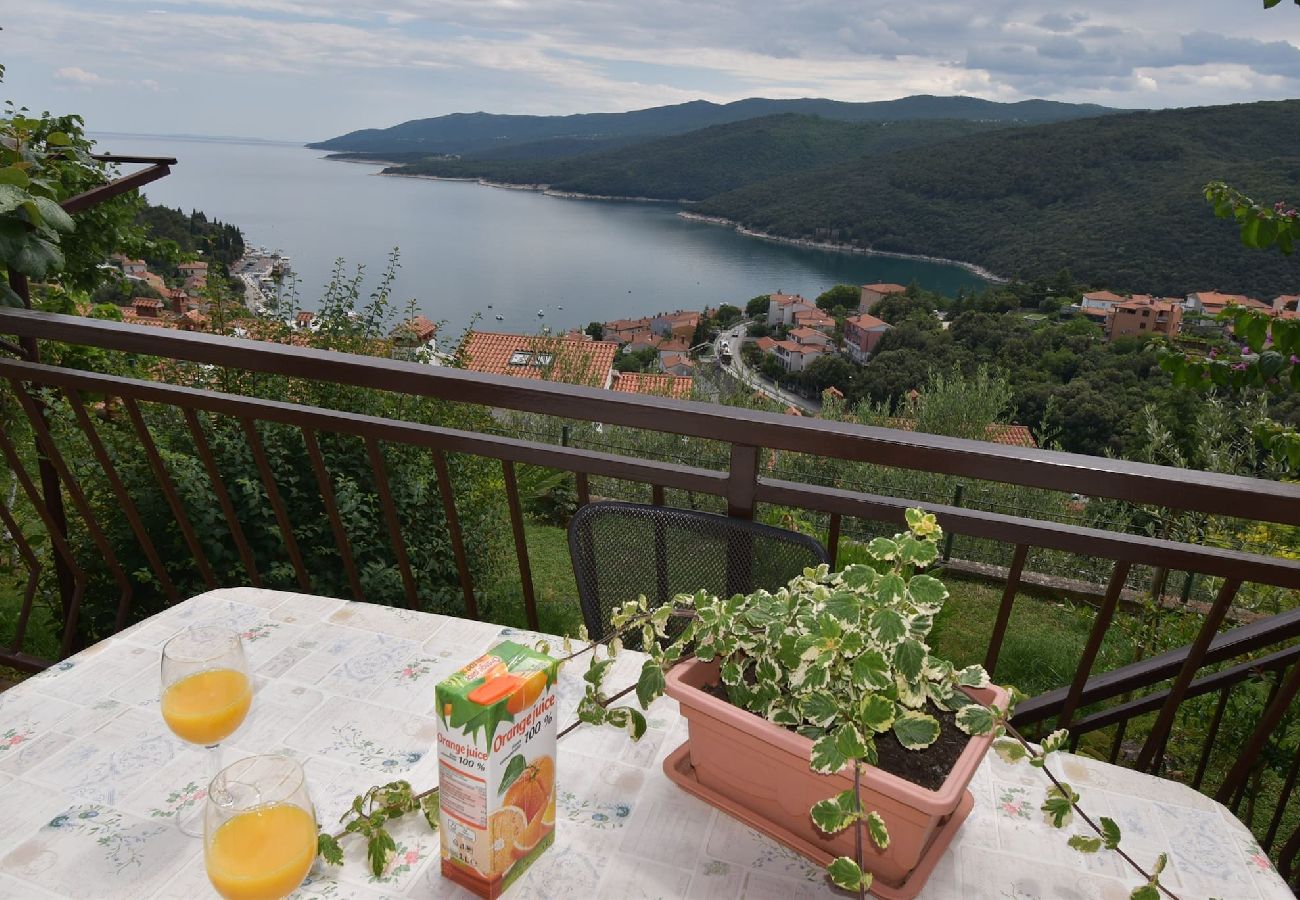 Ferienwohnung in Rabac - Herrlicher Meerblick - Familienapartment Neda