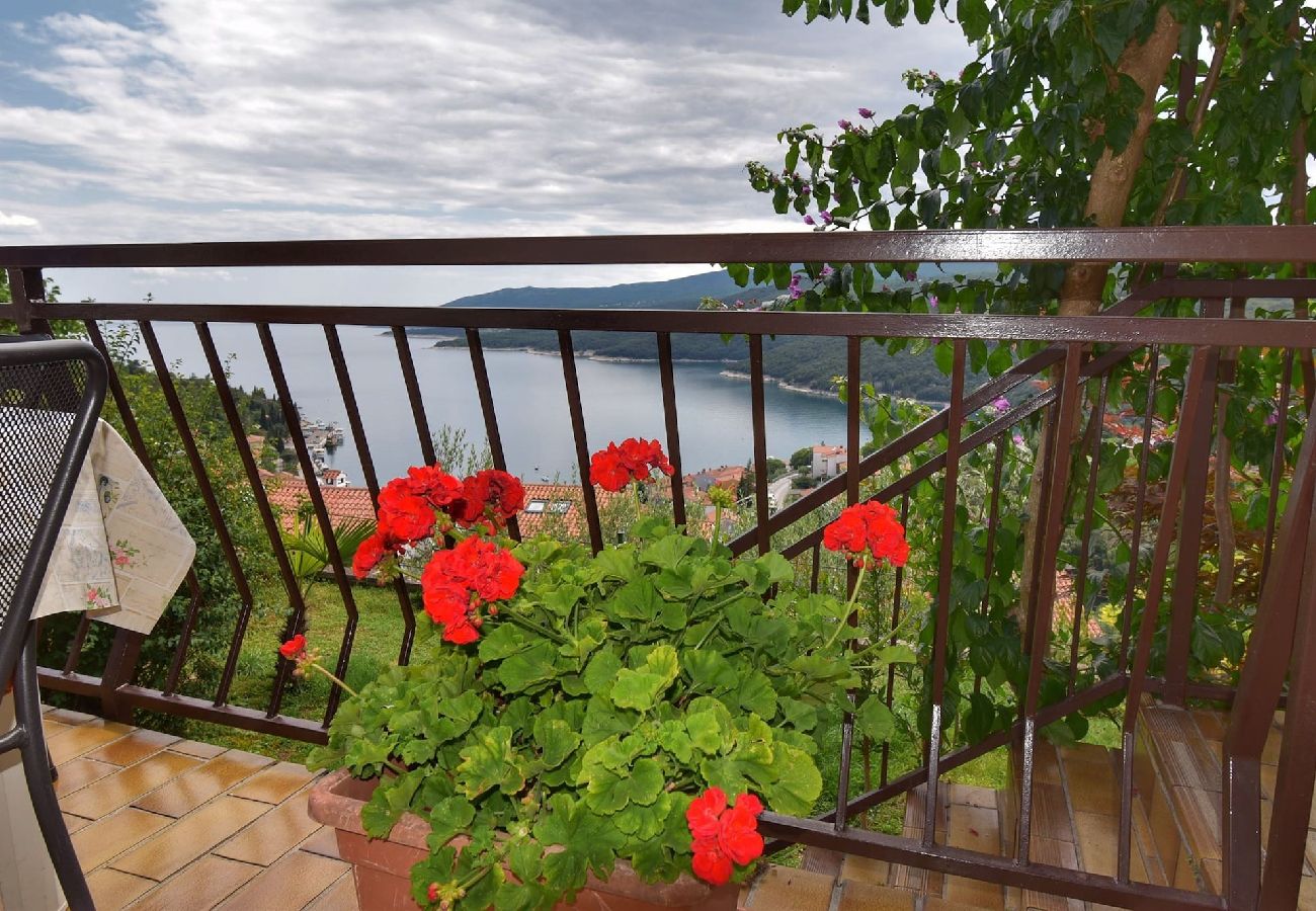 Ferienwohnung in Rabac - Herrlicher Meerblick - Familienapartment Neda