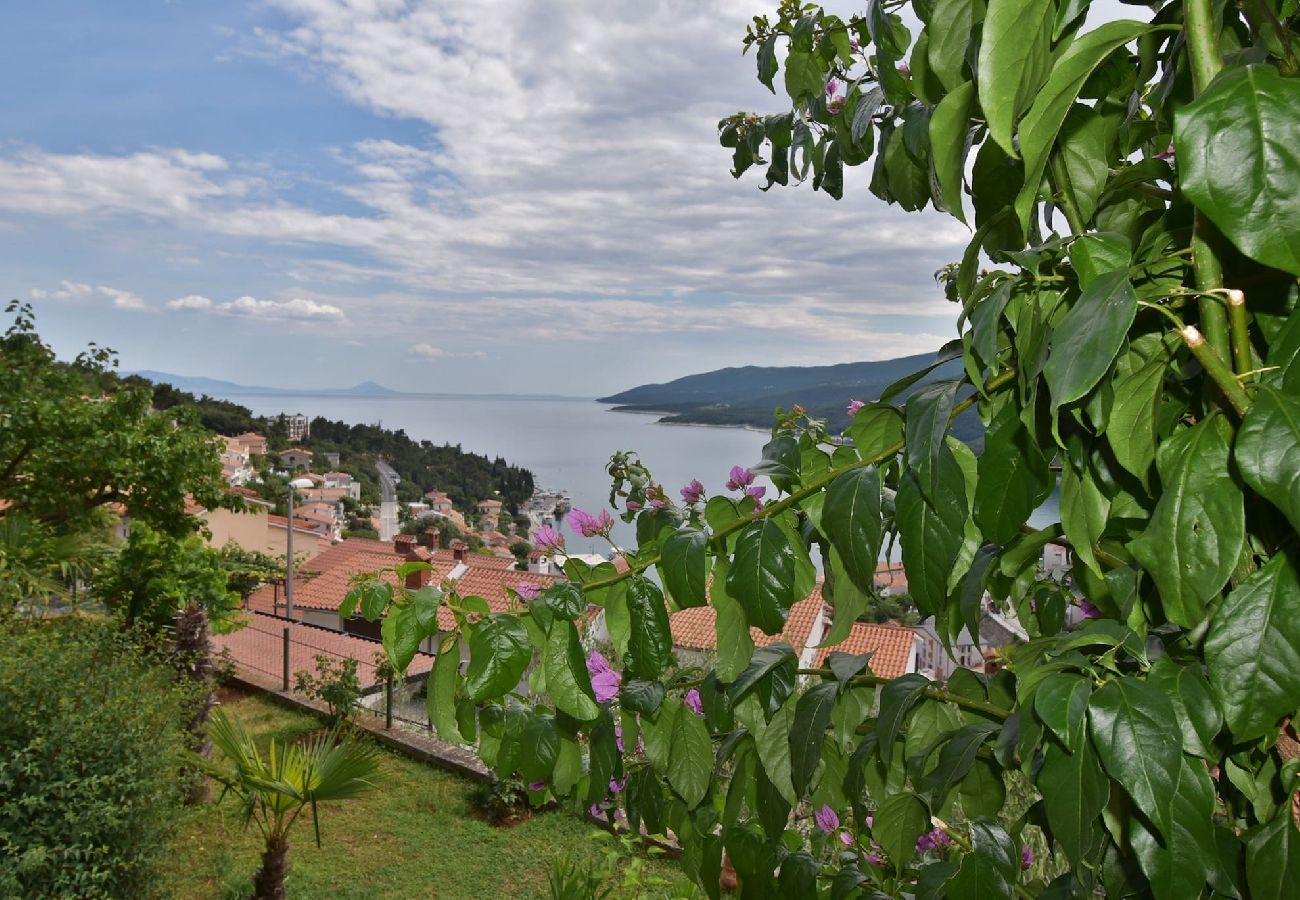 Ferienwohnung in Rabac - Herrlicher Meerblick - Familienapartment Neda