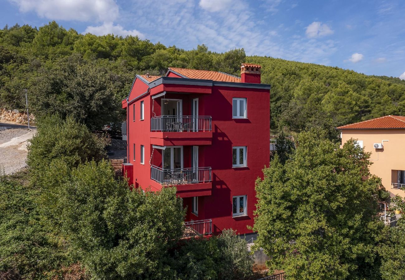 Ferienwohnung in Sveta Marina - Red House Sv. Marina 3 - Meerblick