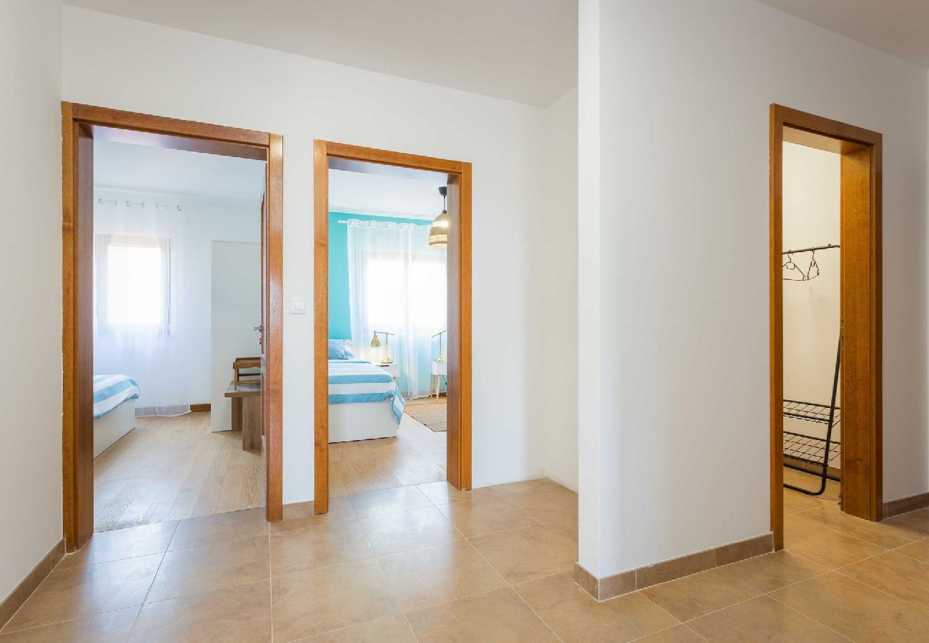 Ferienwohnung in Ližnjan - Modernes Apartment, Pool, Balkon – Cesare 4