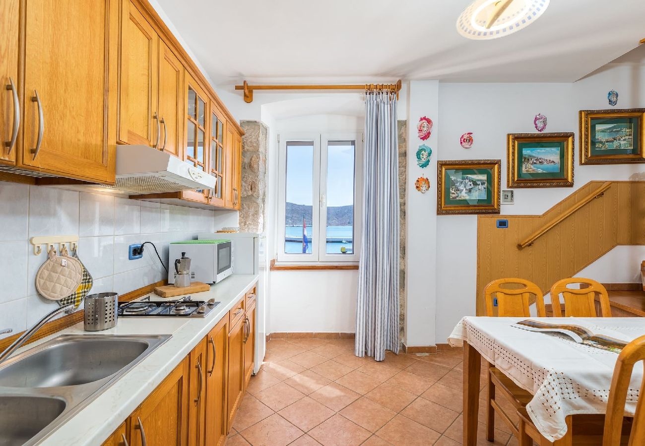 Ferienwohnung in Cres - Urlaub auf der Insel Cres – Lungomare Venezia