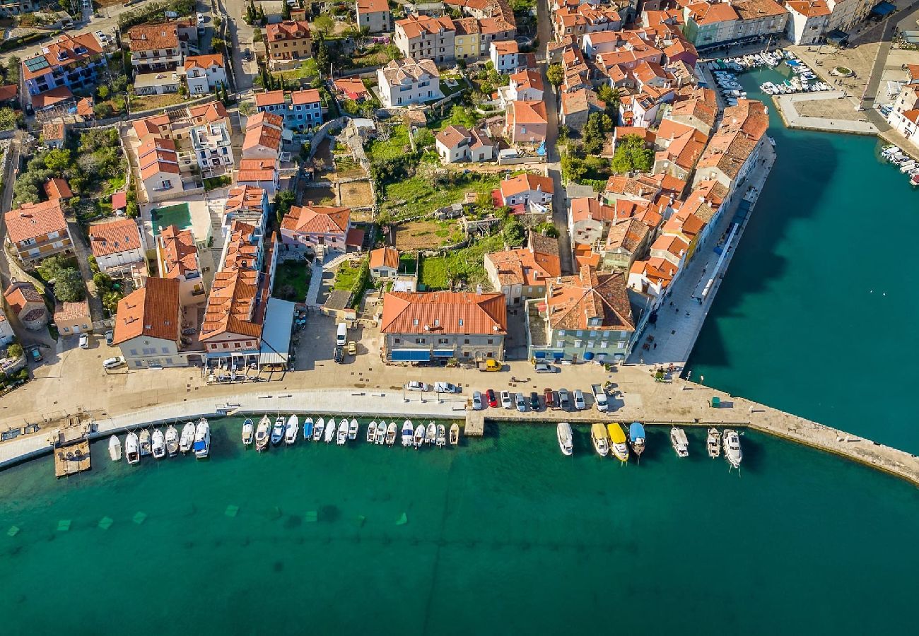 Ferienwohnung in Cres - Yachtleben auf festem Boden - Lungomare Valentina