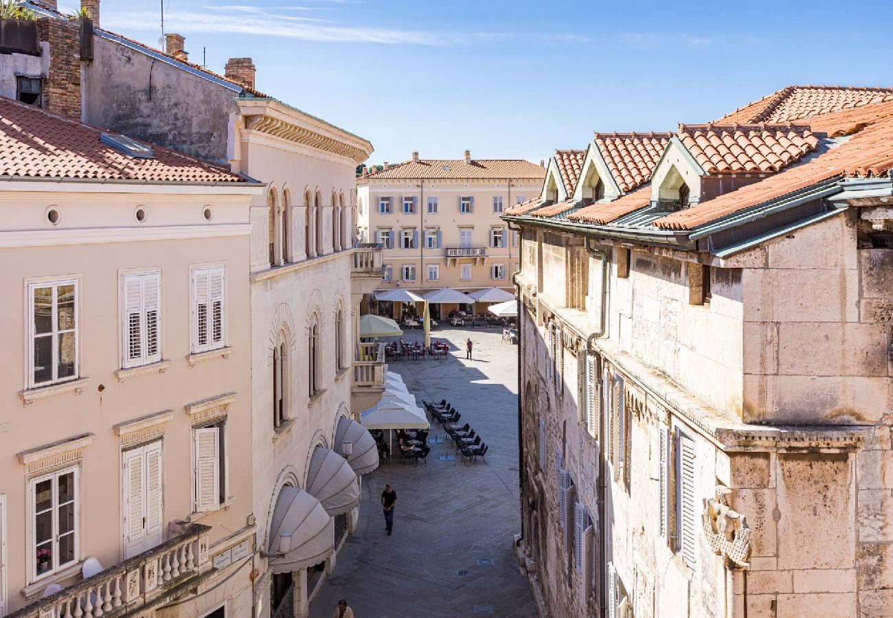 Ferienwohnung in Pula - Städteurlaub in Pula - FeWo Capitolina