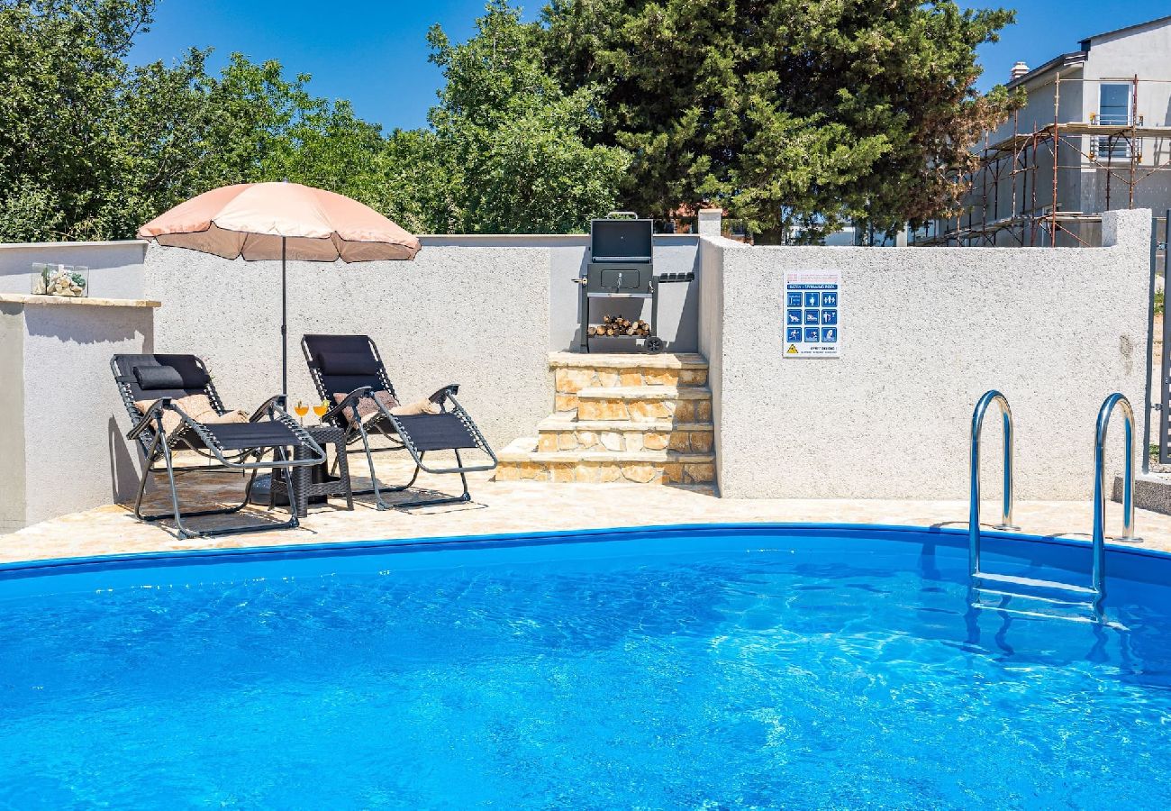 Villa in Baderna - Villa Jakov mit privatem Pool