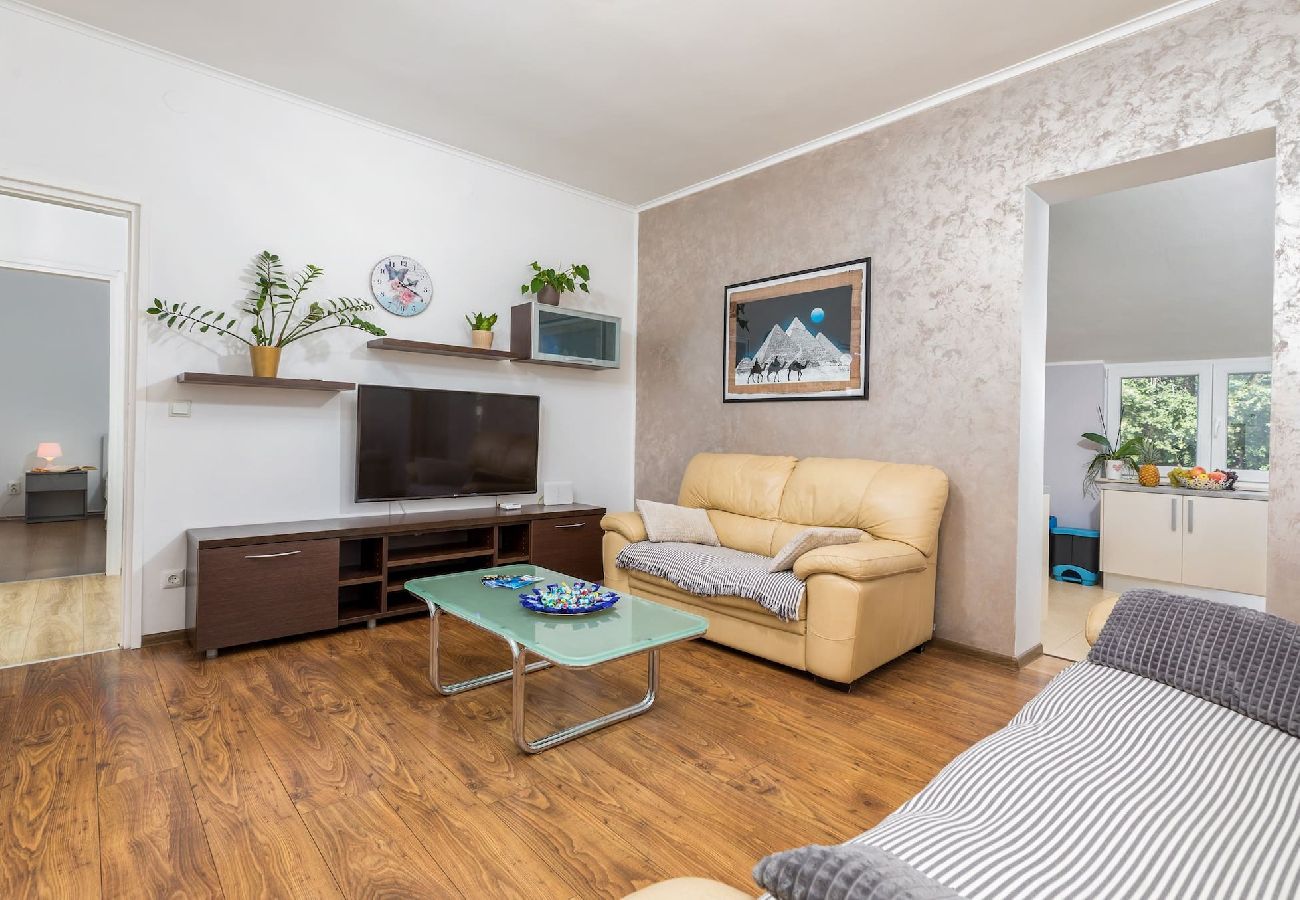 Ferienwohnung in Pula - Sabi Relax Zone Apartment – ​ Pool & Whirlpool