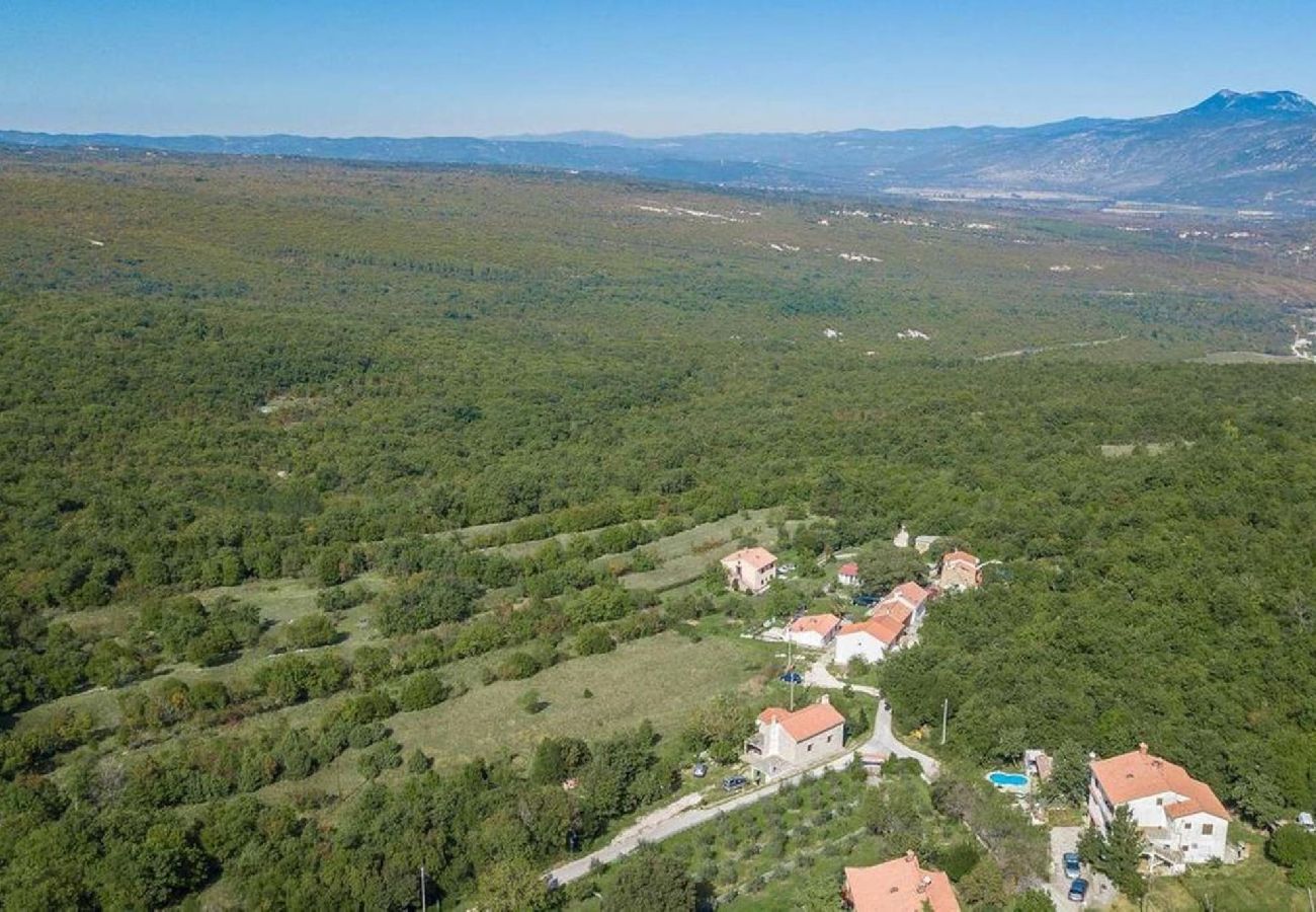 Ferienhaus in Ripenda Verbanci -  Familienlandhaus mit Pool - Casa Deborah