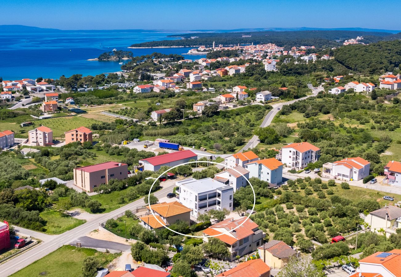 Ferienwohnung in Banjol - Meerblick und wunderbarer Balkon - Max 3