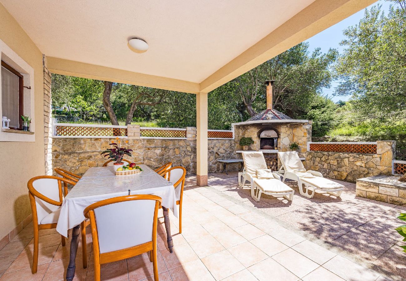 Ferienwohnung in Supetarska Draga - Anamar-Apartment mit drei Schlafzimmern.Meerblick