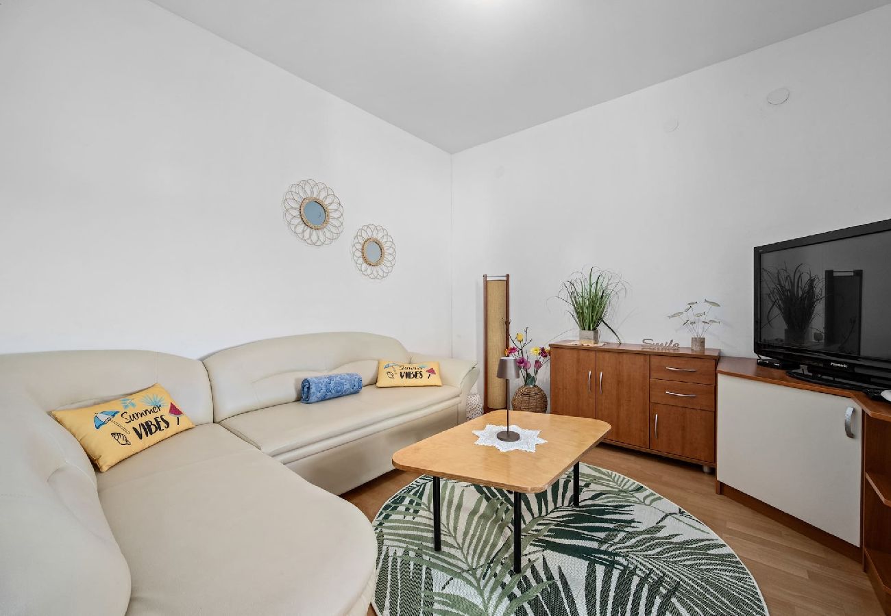 Ferienwohnung in Supetarska Draga - Anamar-Apartment mit einem Schlafzimmer,Meerblick