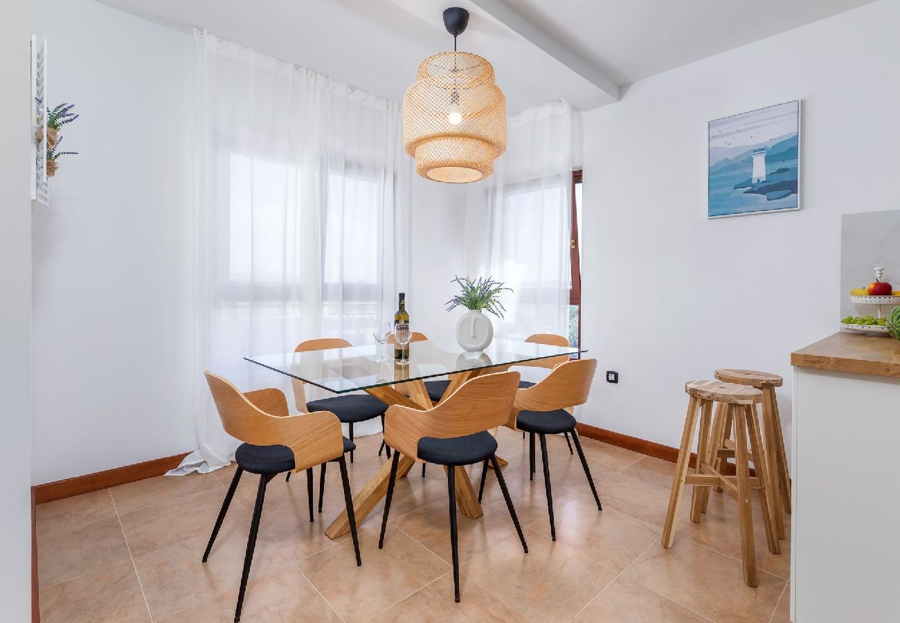 Ferienwohnung in Ližnjan - Apartment Bluemare 3 - Shared Pool, Terrace 