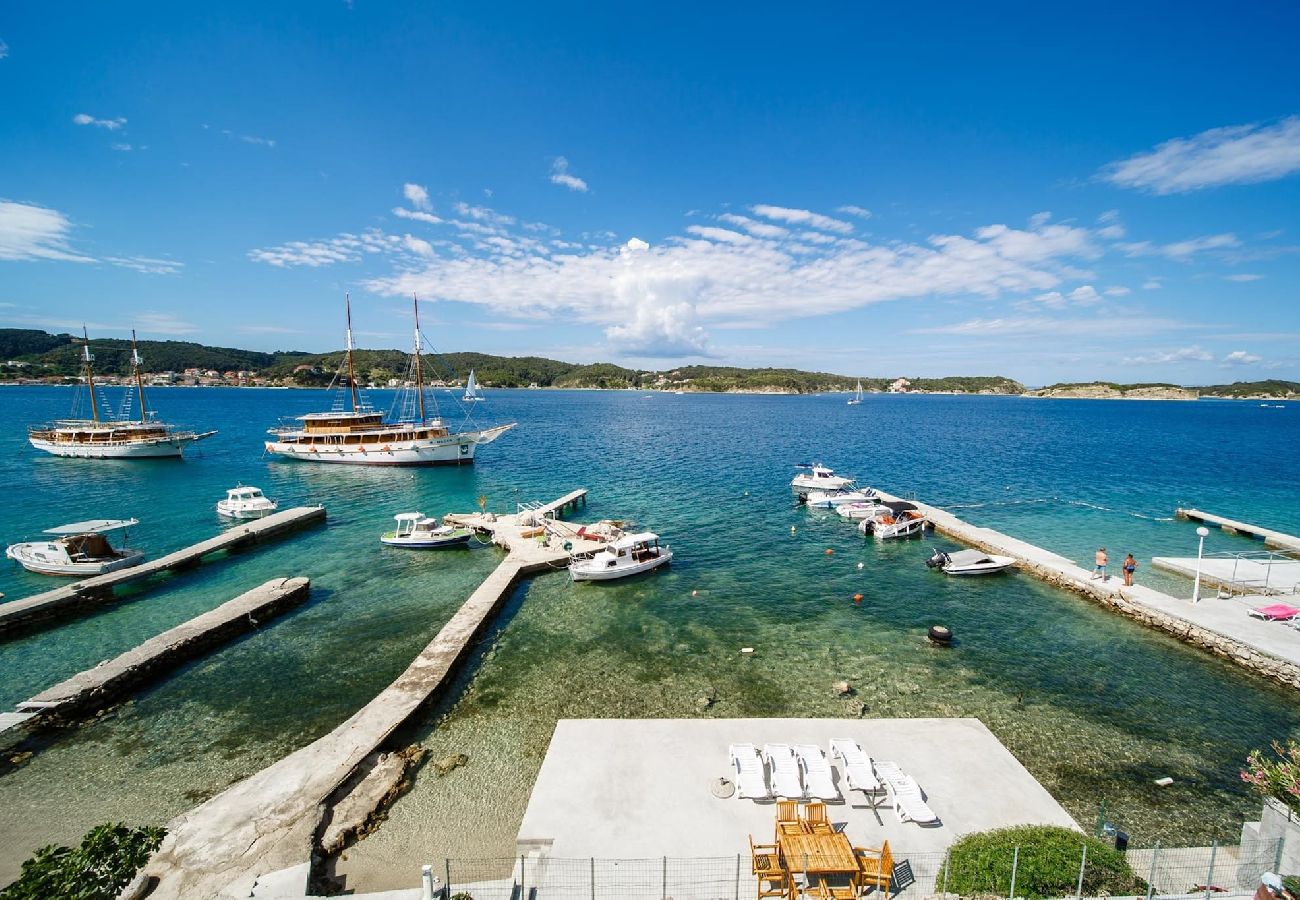 Ferienwohnung in Supetarska Draga - Villa Guliva - Apartment Blue Sea mit Meerblick