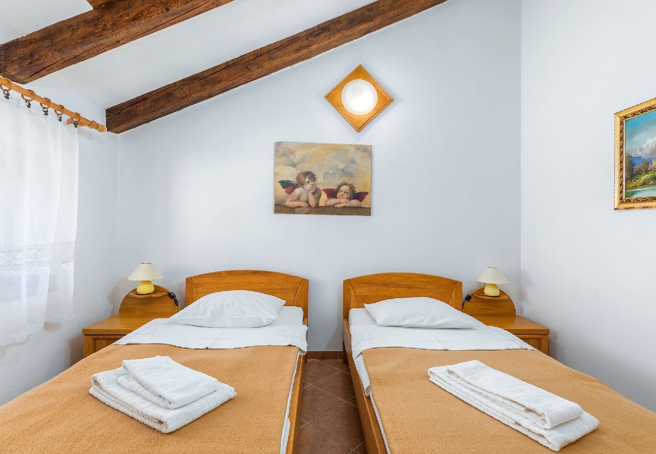 Ferienwohnung in Cres - Cres – Die glückliche Insel – Lungomare Varazdin