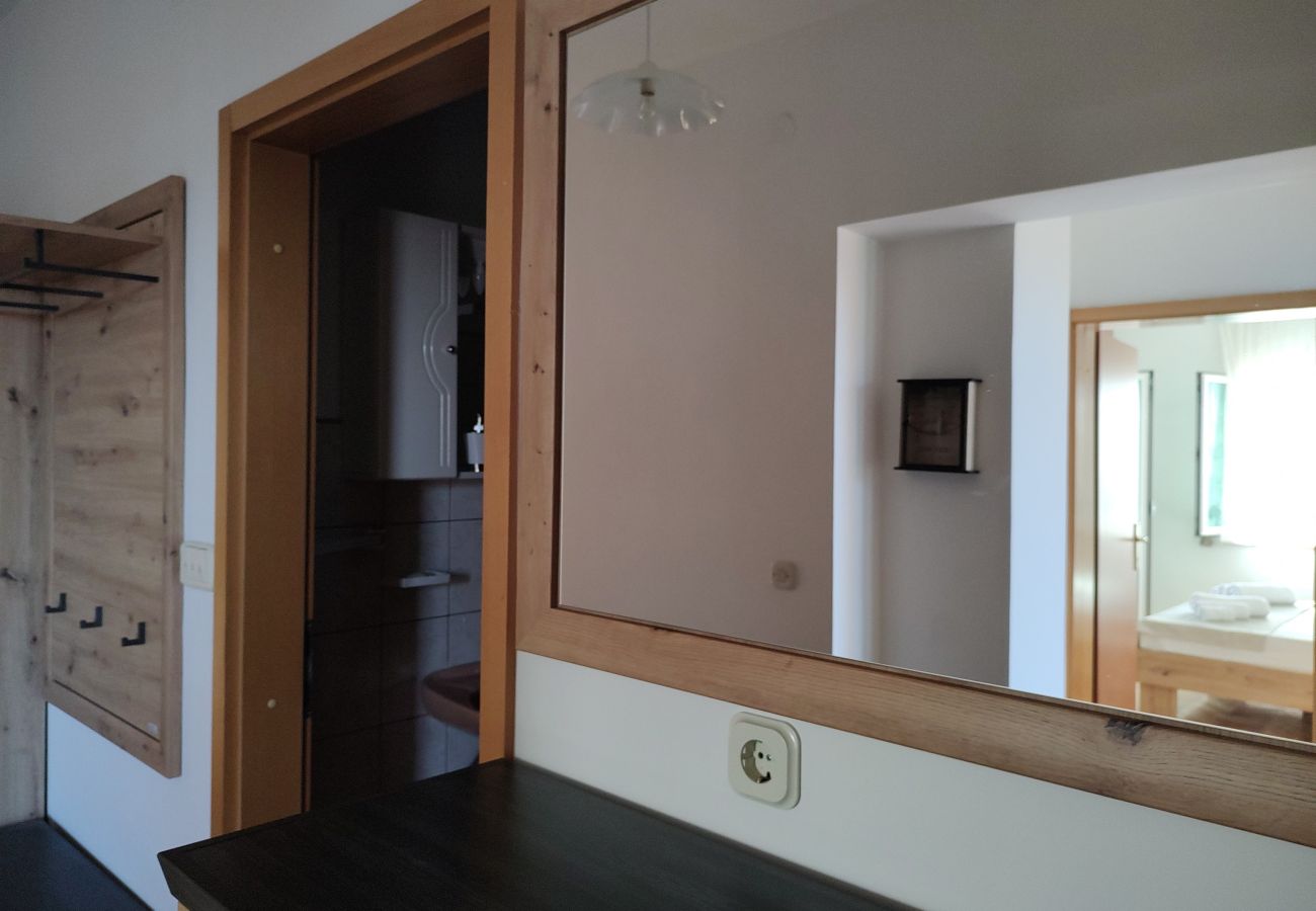 Ferienwohnung in Ražanac - Apartment Lemi - three bedroom apartment with a sea view