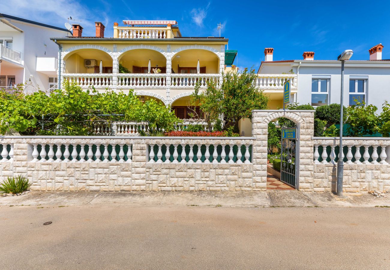 Zimmeranmietung in Fažana - Villa Nada in Strandnähe - Zimmer S2