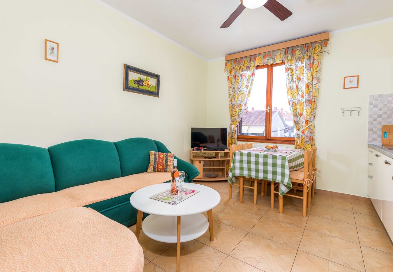 Ferienwohnung in Fažana - Villa Nada mit Meerblick - Wohnung A1