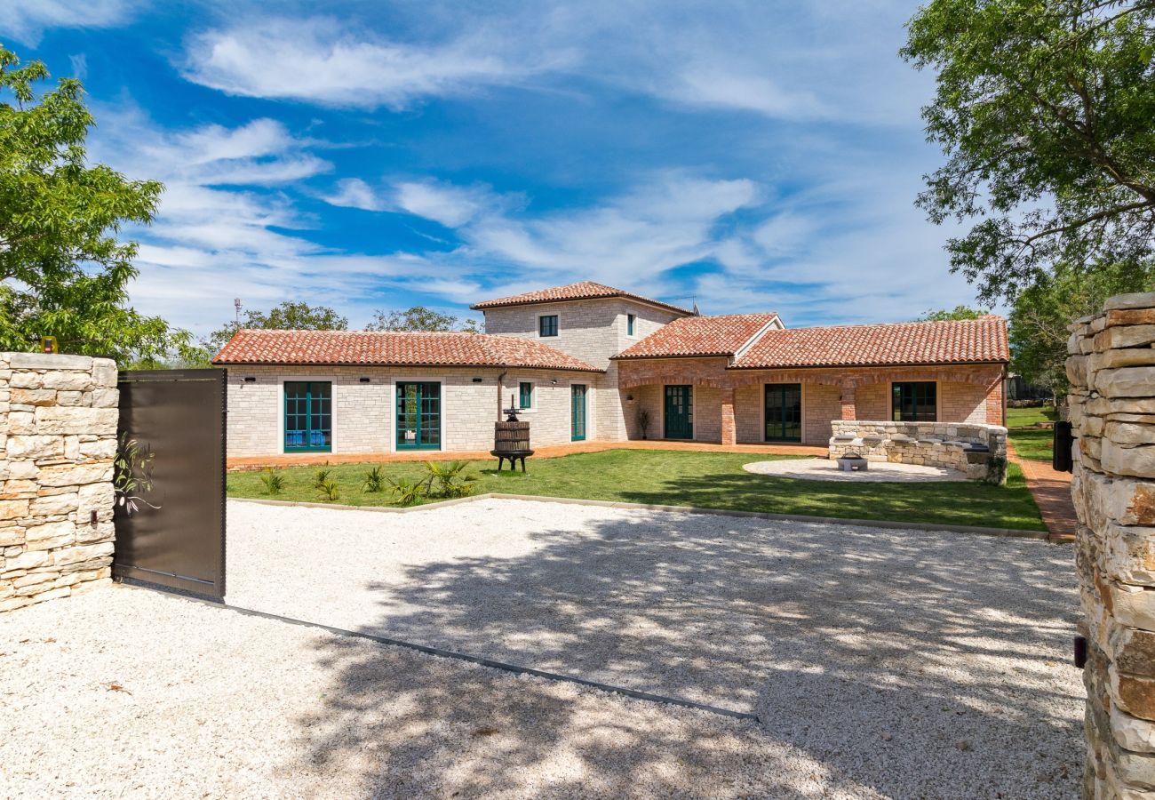 Villa in Vodnjan - Villa Boris mit privatem Pool