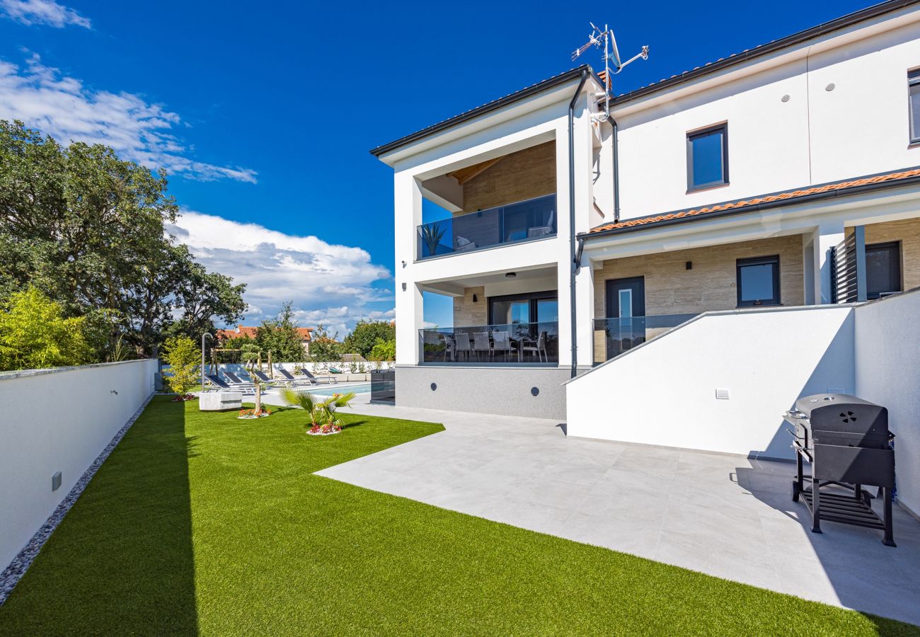 Villa in Štinjan - Villa Antares