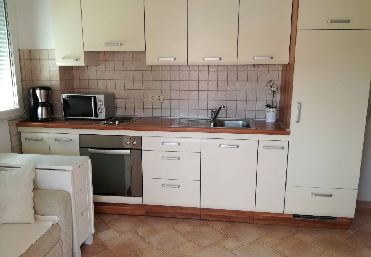 Ferienwohnung in Žaborić - Apartments Marijana - two bedroom apartment with a sea view A1