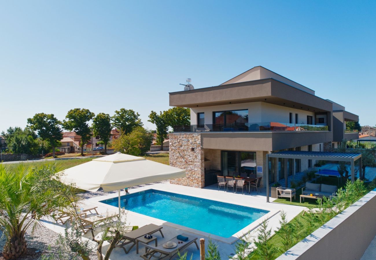 Villa in Marcana - Villa Pieron – Luxus-Spa-Oase