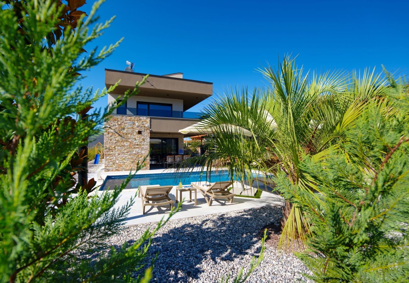 Villa in Marcana - Villa Pieron – Luxus-Spa-Oase