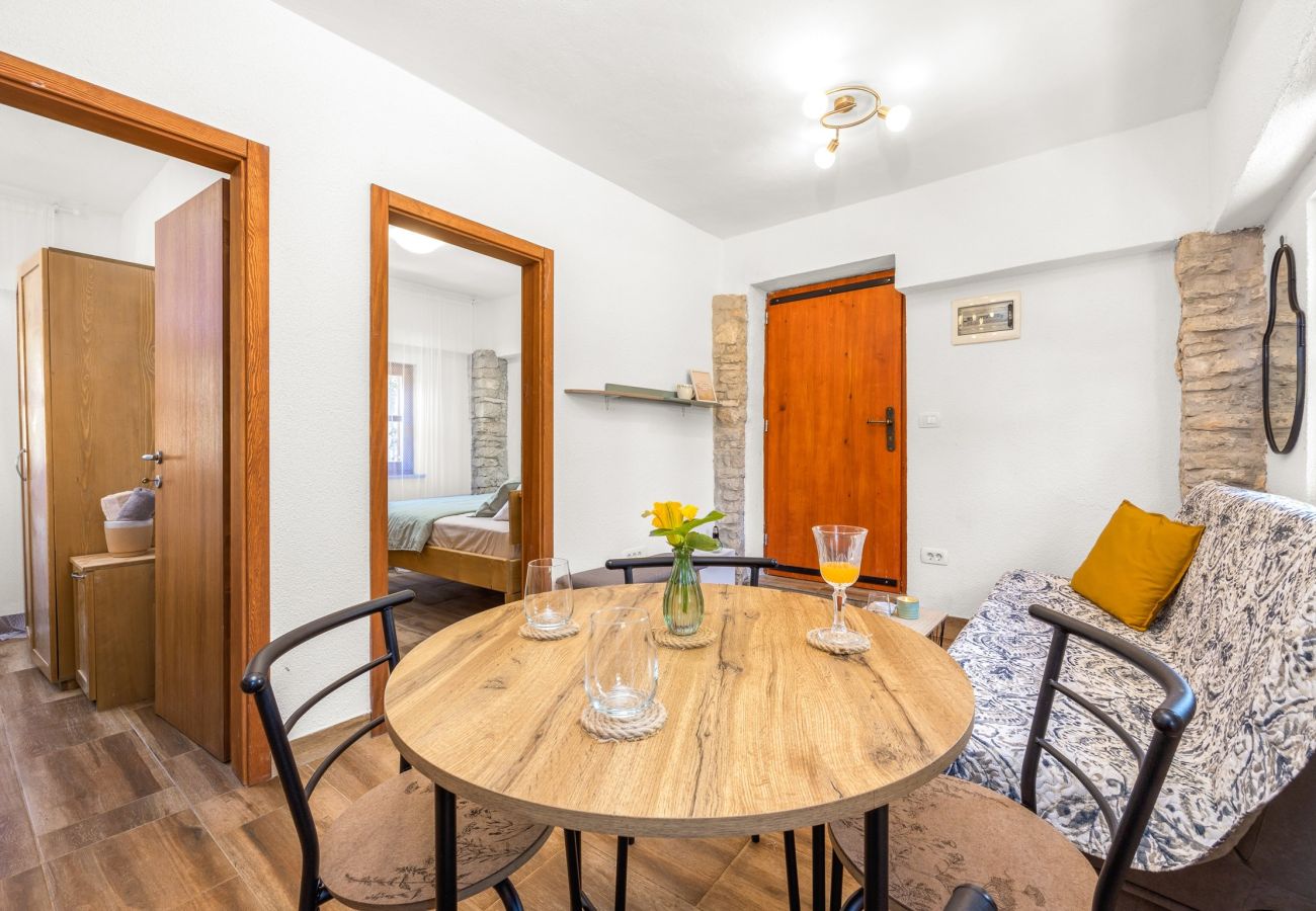 Ferienwohnung in Rovinjsko Selo - Apartment Mediteranneo - Apartment mit zwei Schlafzimmern