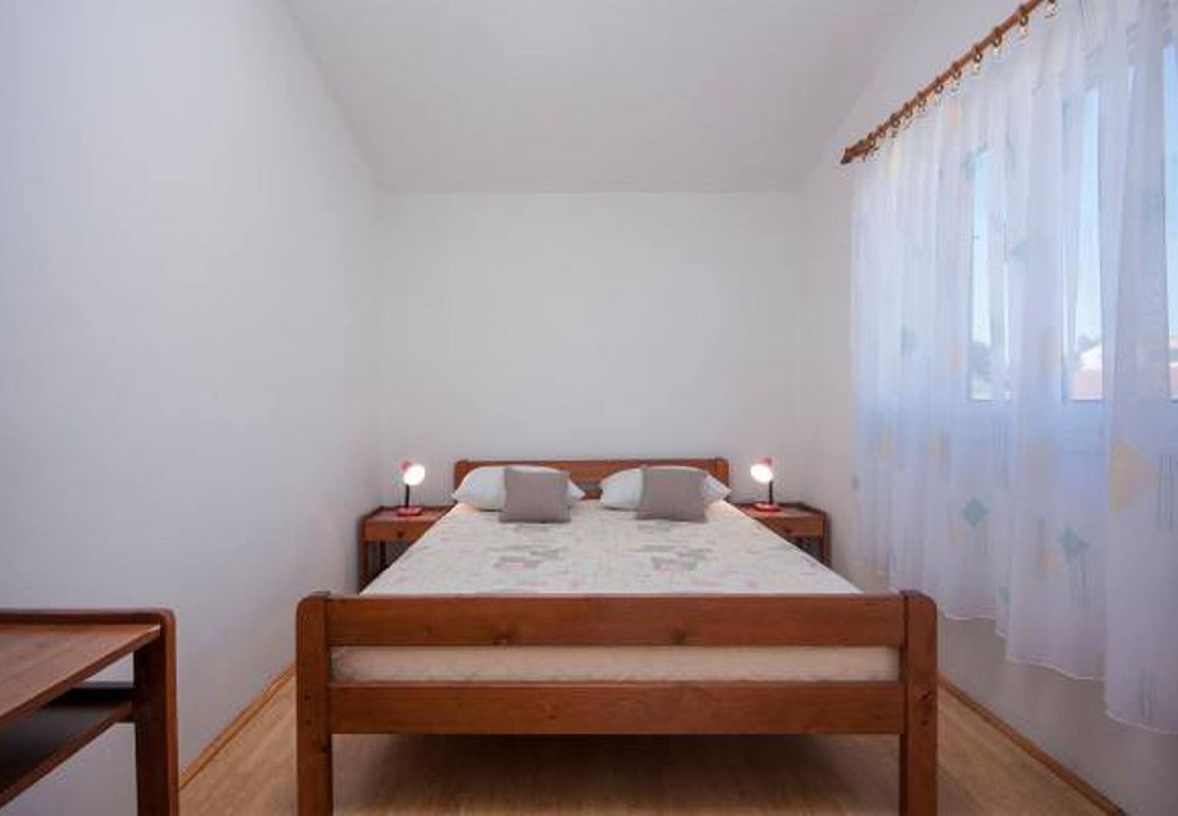 Ferienwohnung in Šibenik-Brodarica - Apartments Maretić - one bedroom apartment A1