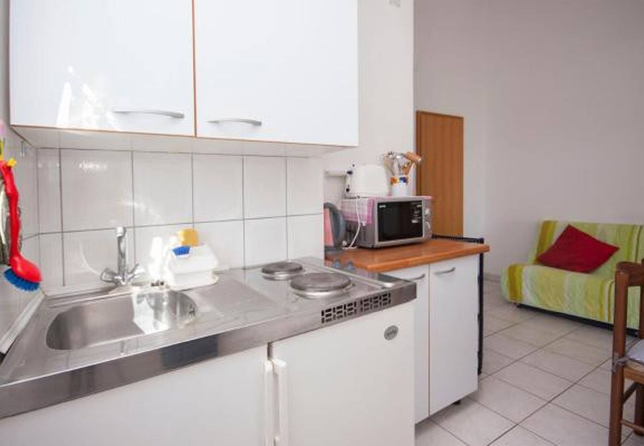 Ferienwohnung in Šibenik-Brodarica - Apartments Maretić - one bedroom apartment with a sea view A3