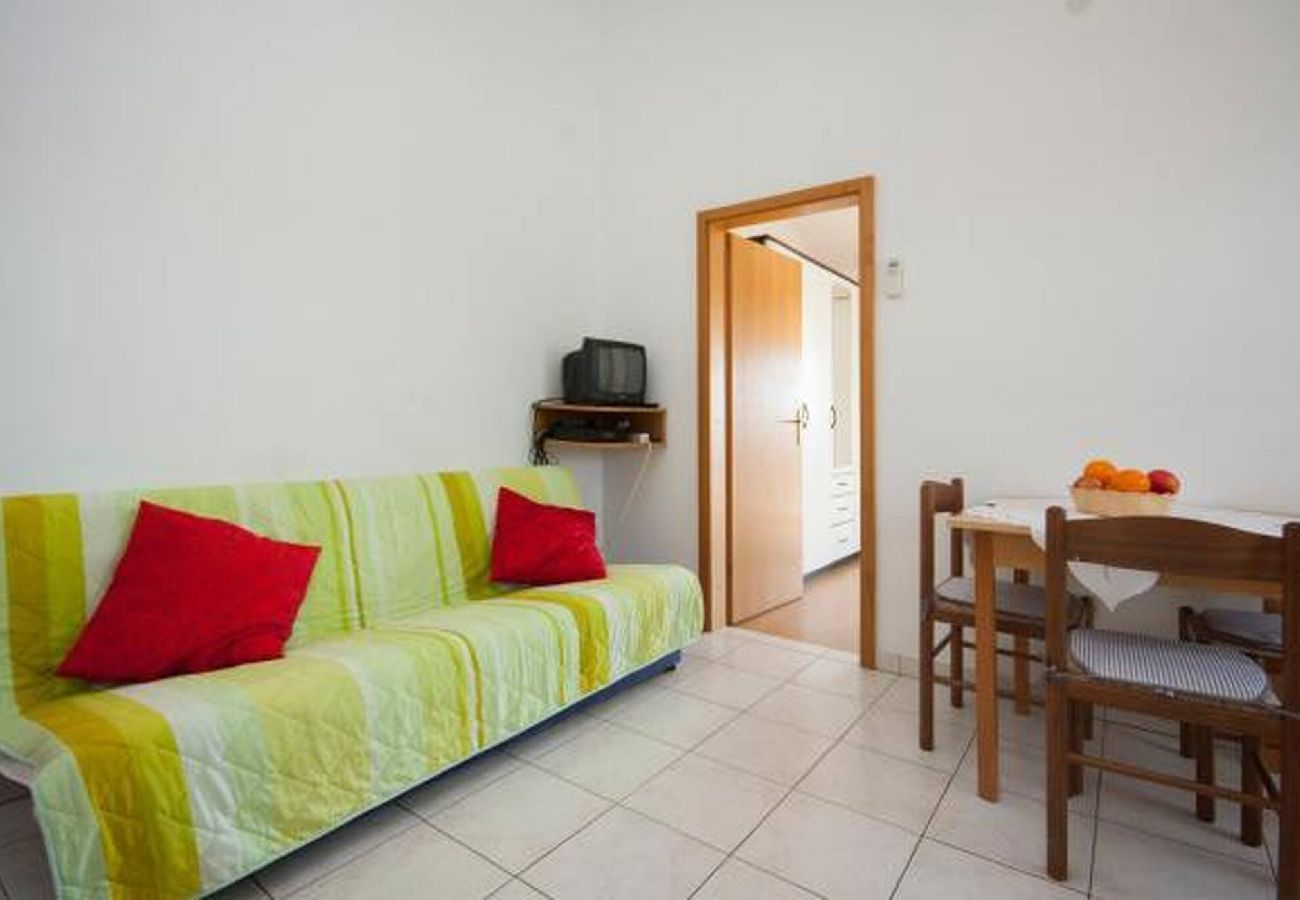 Ferienwohnung in Šibenik-Brodarica - Apartments Maretić - one bedroom apartment with a sea view A3