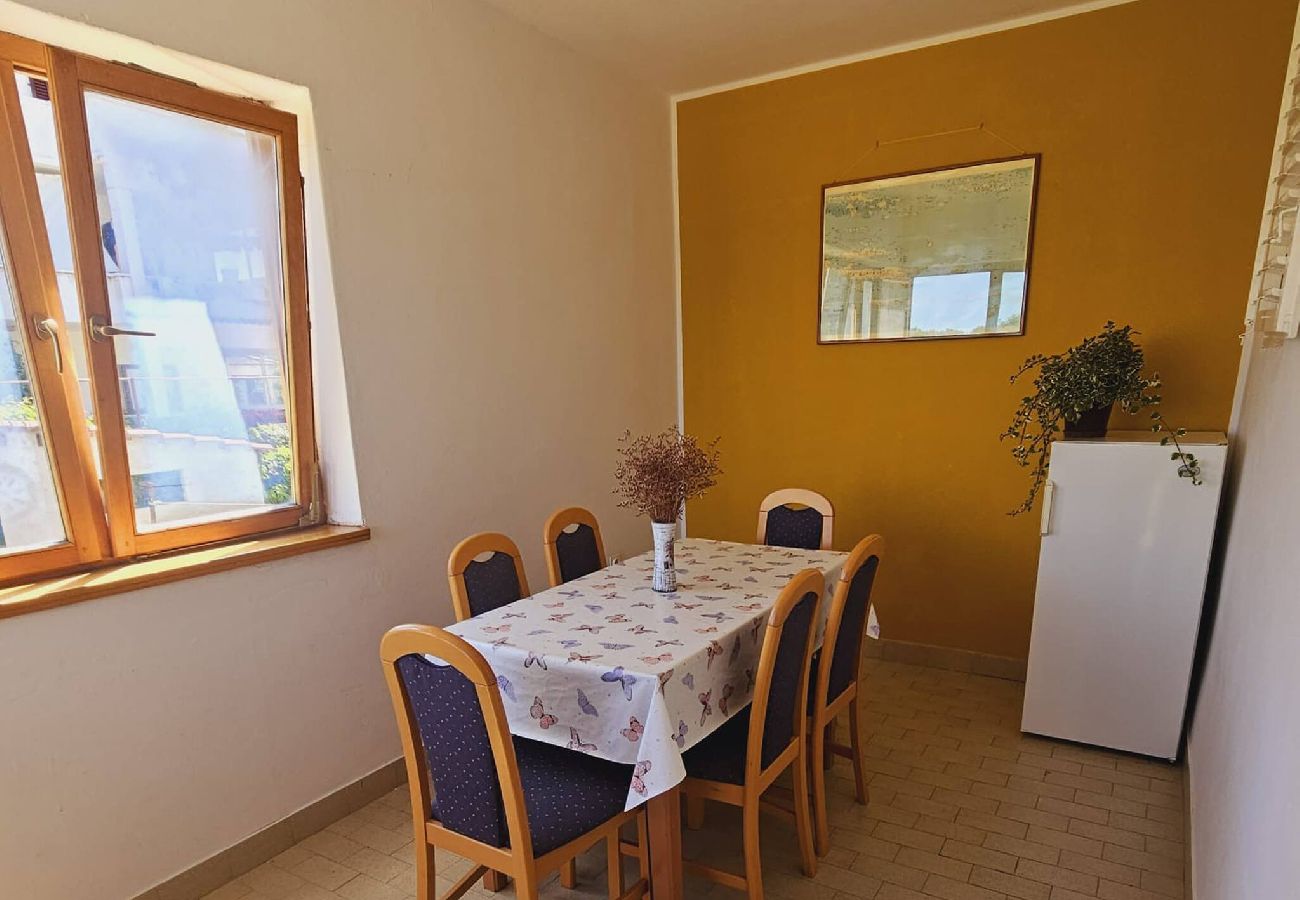 Ferienwohnung in Murter - Apartment Mario - three bedroom apartment with a sea view