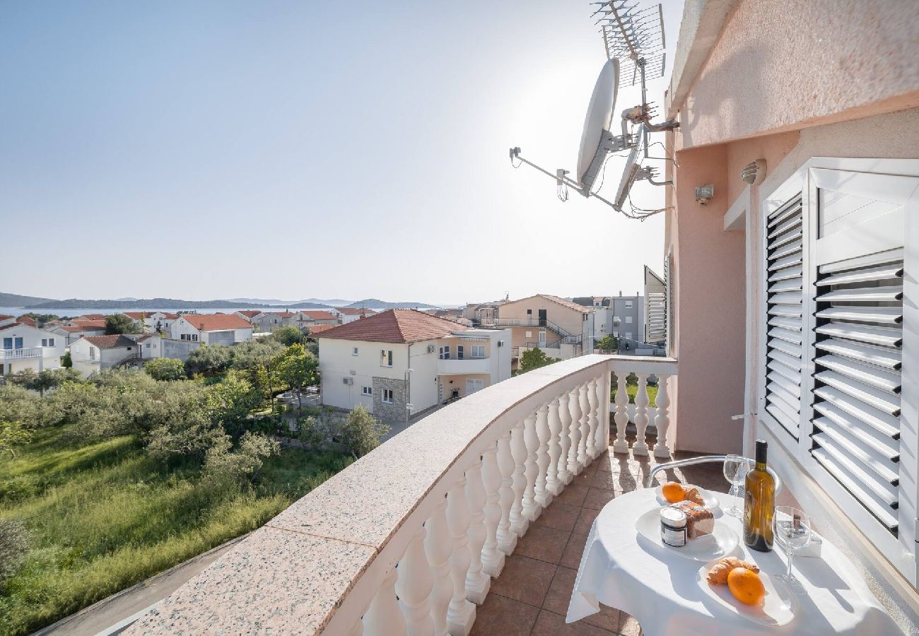 Ferienwohnung in Vodice - Apartments Nikol - one bedroom apartment with a sea view A5