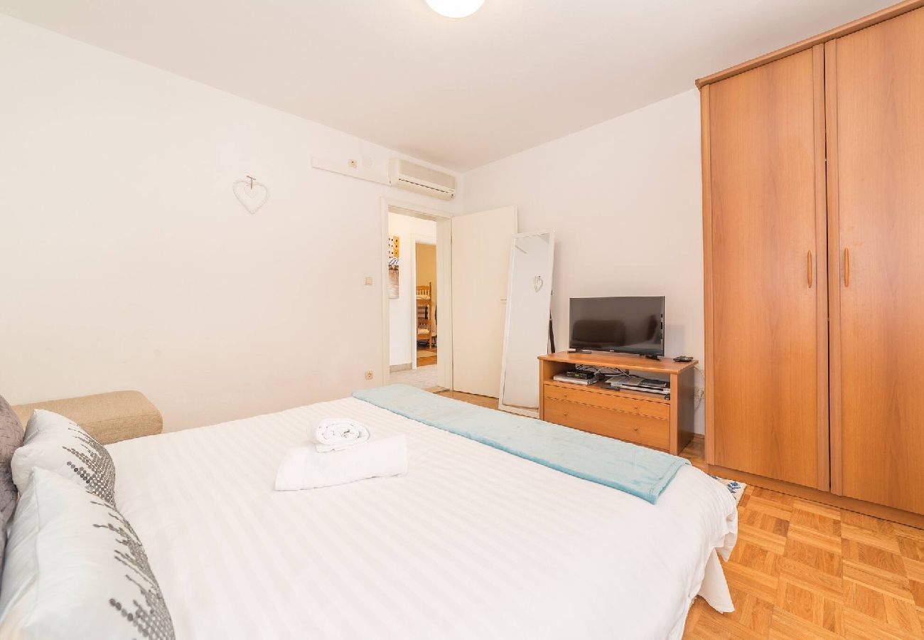 Ferienwohnung in Vodice - Apartments Nikol - two bedroom apartment A1