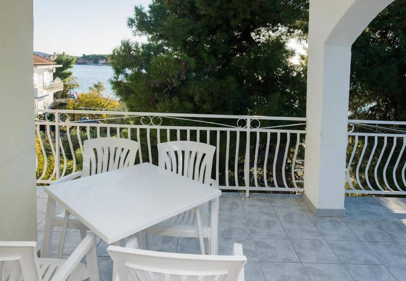 Ferienwohnung in Šibenik-Brodarica - Apartments Gaj Brodarica - A7