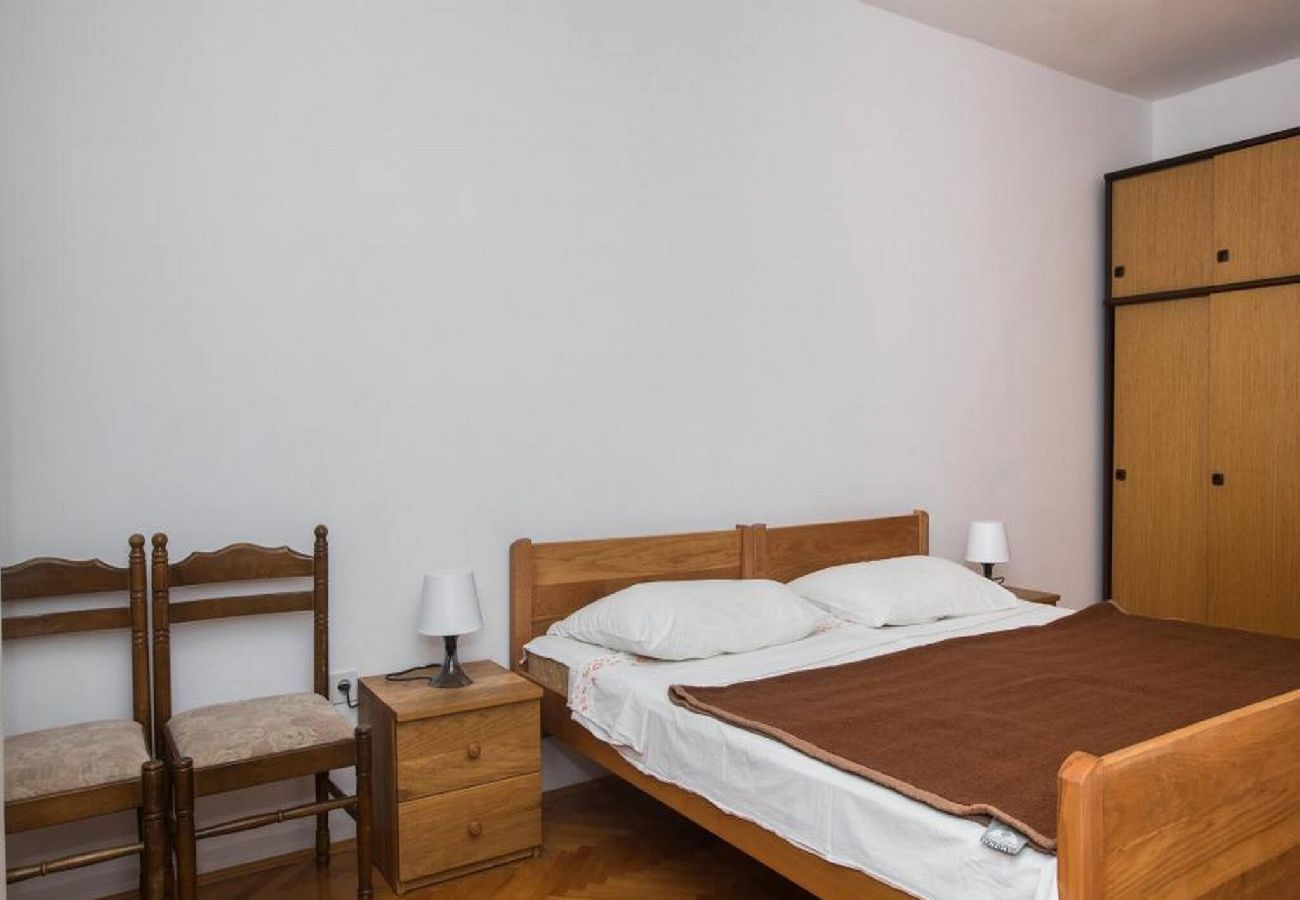 Ferienwohnung in Šibenik-Brodarica - Apartments Gaj Brodarica - A6